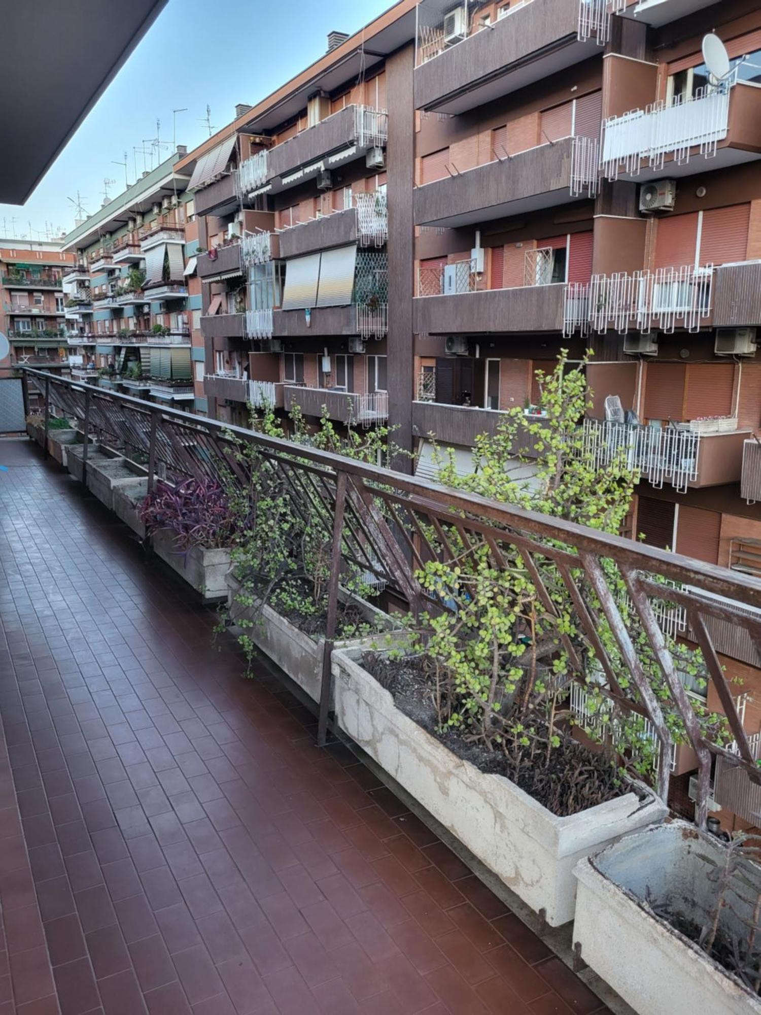 Home Sweet Home Tiburtina Station Рим Экстерьер фото